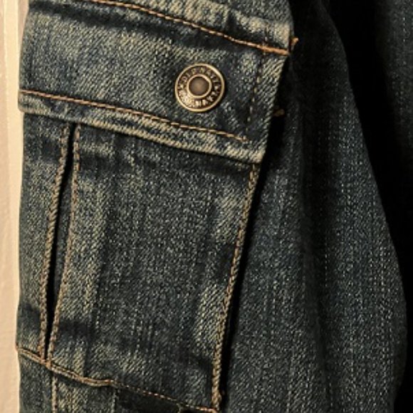 Jacket - Picture 8 of 9